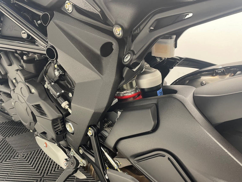 Load image into Gallery viewer, 2024 MV Agusta Dragster RR 'America' Limited Edition