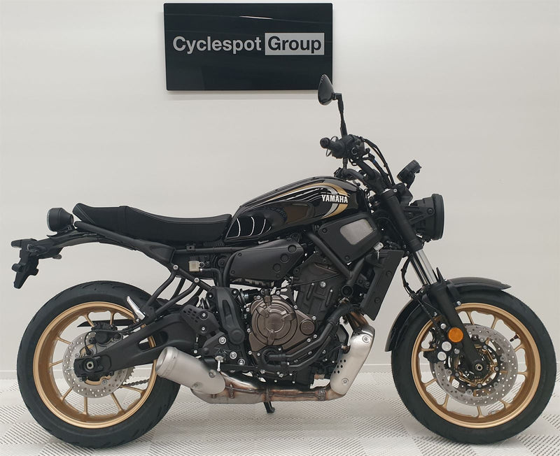 Load image into Gallery viewer, 2023 Yamaha XSR 700