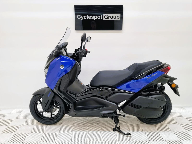 Load image into Gallery viewer, 2026 Yamaha X MAX 300