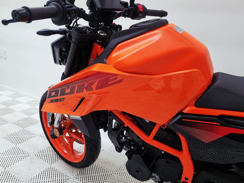 Load image into Gallery viewer, 2025 KTM Duke 390