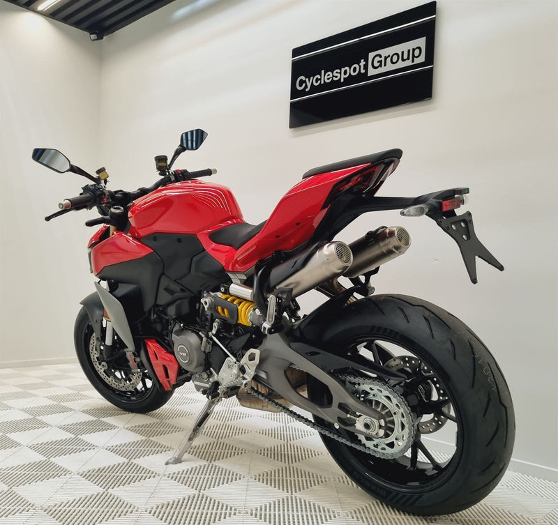 Load image into Gallery viewer, 2026 Ducati Street Fighter V2