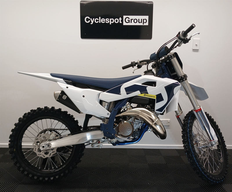 Load image into Gallery viewer, 2026 Husqvarna TC 125
