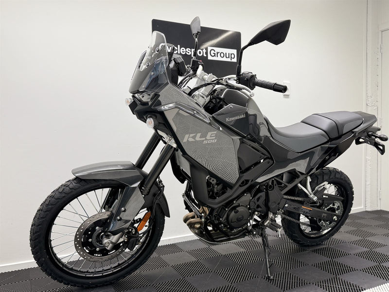 Load image into Gallery viewer, 2026 Kawasaki KLE 500