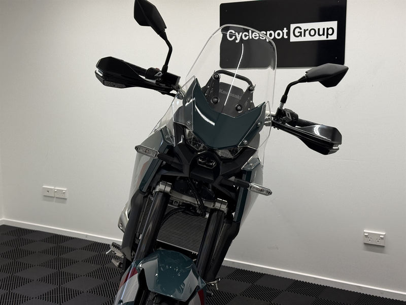 Load image into Gallery viewer, 2026 Kawasaki KLE 500