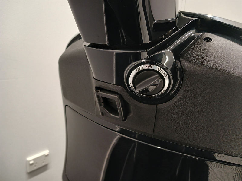 Load image into Gallery viewer, 2024 Vespa GTS 150 Super