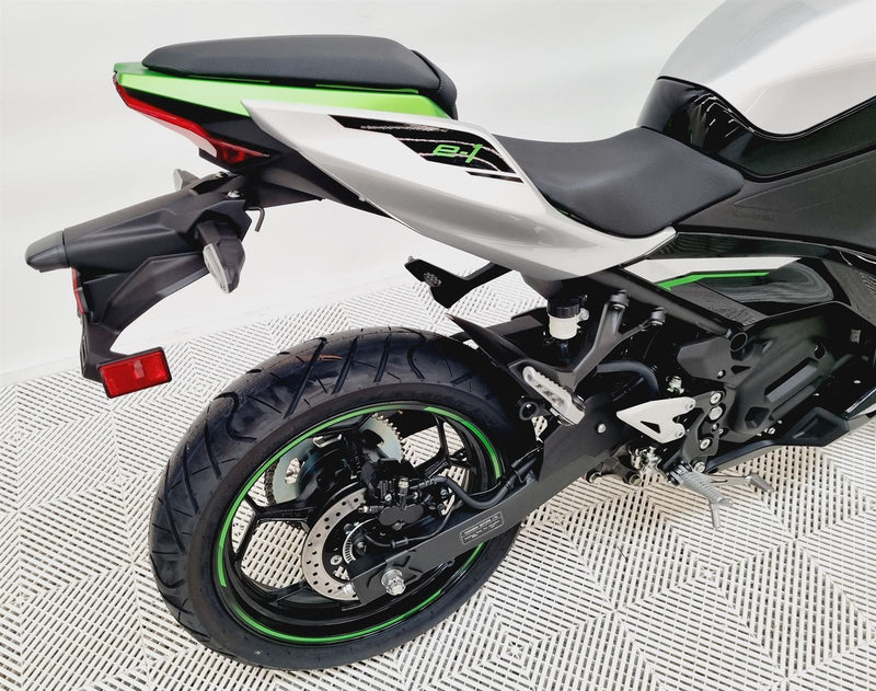 Load image into Gallery viewer, 2024 Kawasaki Ninja E-1 EV LAMS