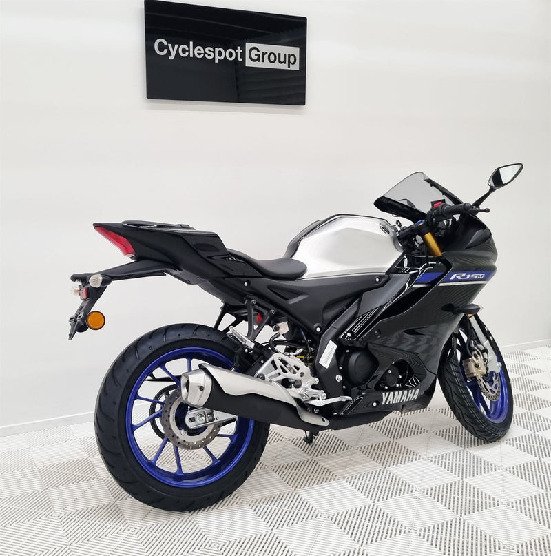 Load image into Gallery viewer, 2026 Yamaha R 15M LAMS