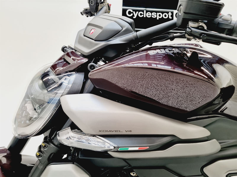 Load image into Gallery viewer, 2025 Ducati XDiavel V4