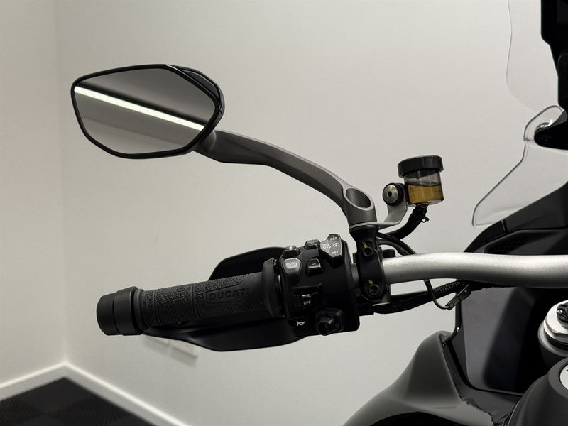Load image into Gallery viewer, 2025 Ducati Multistrada 2025 V4S - TRAVEL & RADAR
