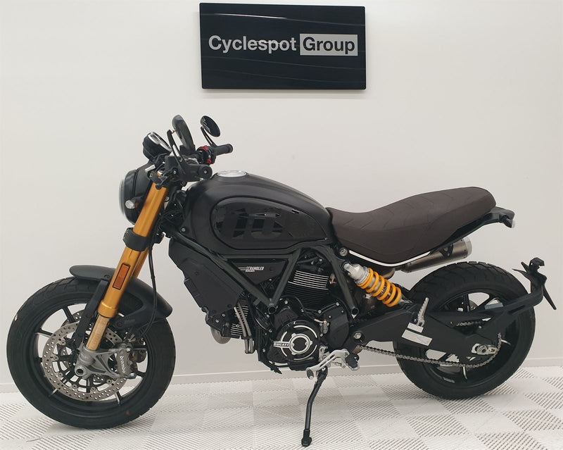 Load image into Gallery viewer, 2025 Ducati Scrambler Sport Pro 1100