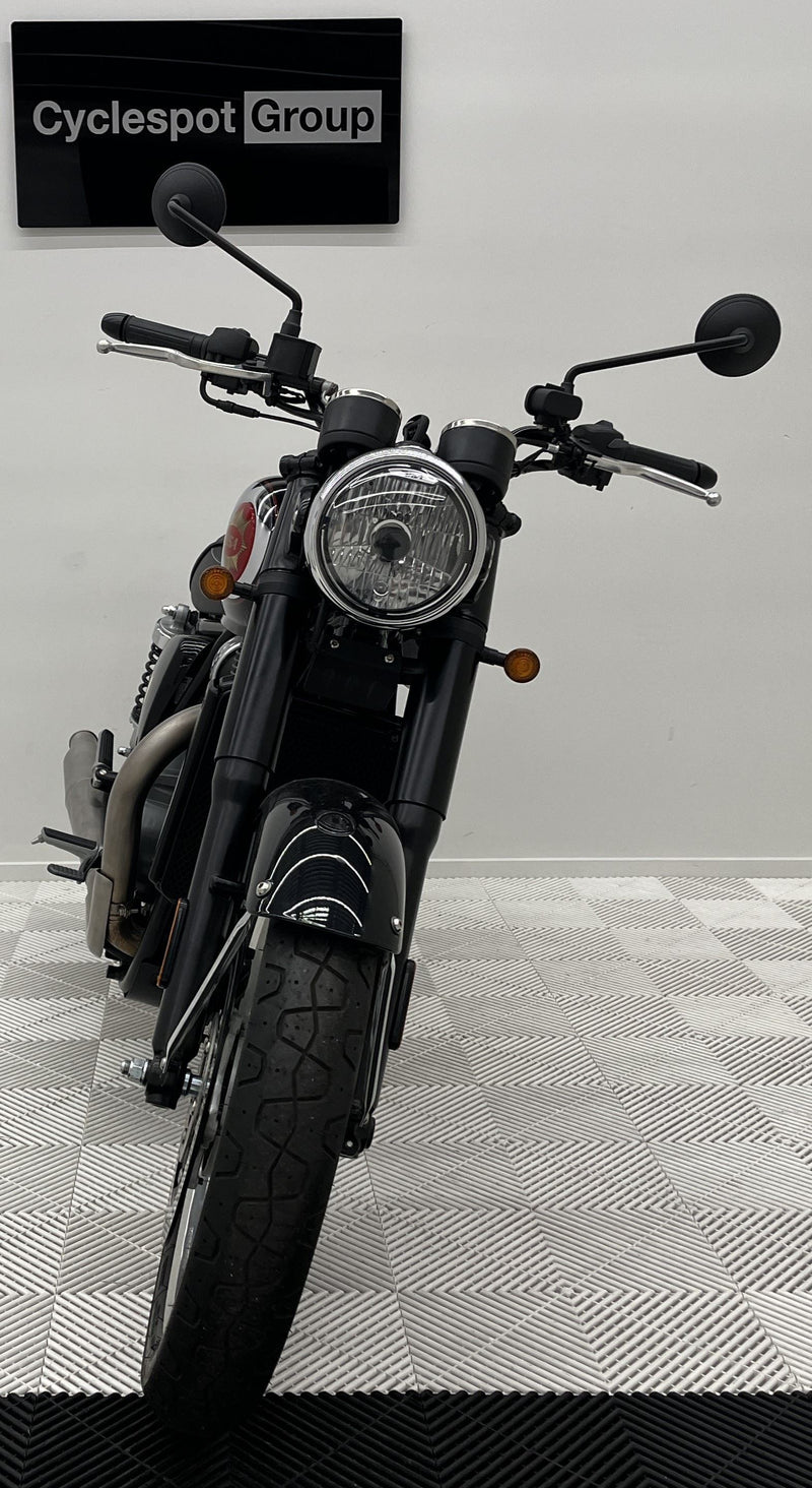 Load image into Gallery viewer, 2024 BSA Gold Star Midnight Black
