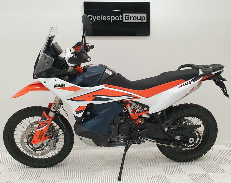 Load image into Gallery viewer, 2024 KTM Adventure 890 R + TECH PACK