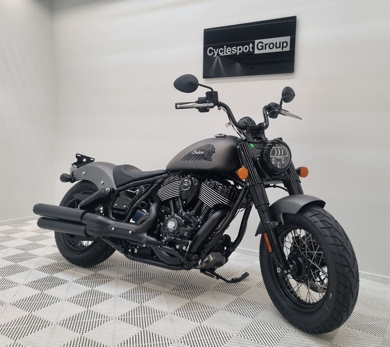 Load image into Gallery viewer, 2023 Indian Chief Bobber