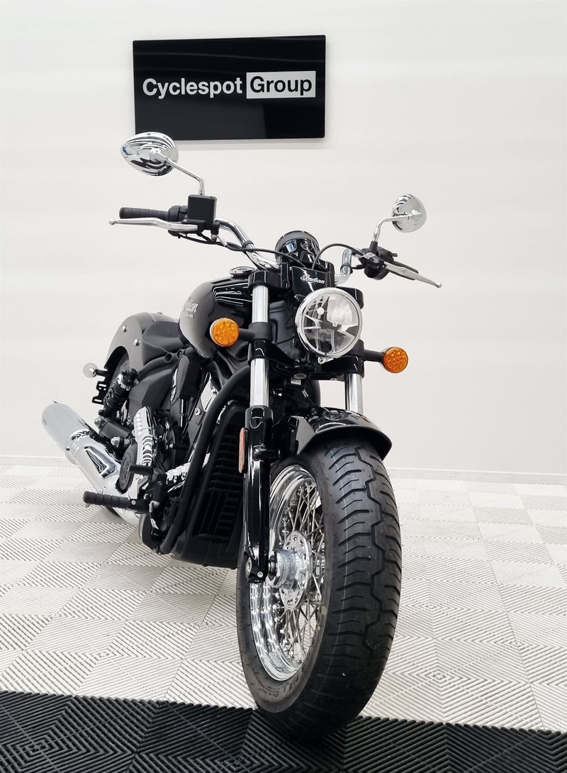 Load image into Gallery viewer, 2025 Indian Scout Classic