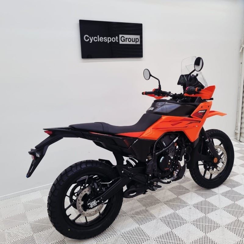 Load image into Gallery viewer, 2025 KTM Adventure 390X