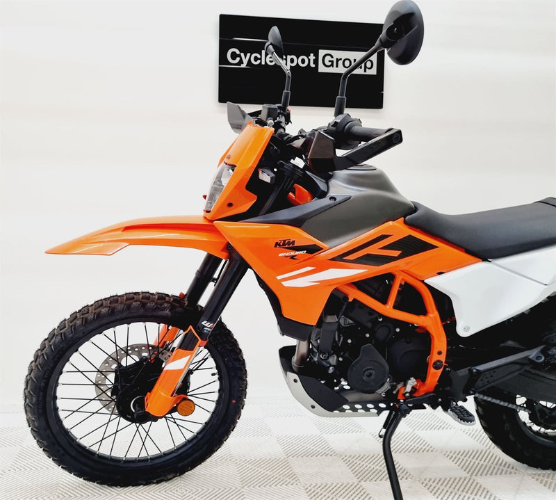Load image into Gallery viewer, 2025 KTM Enduro 390 R