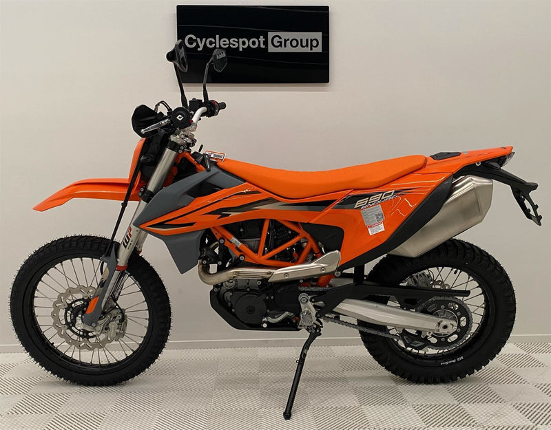 Load image into Gallery viewer, 2024 KTM Enduro 690
