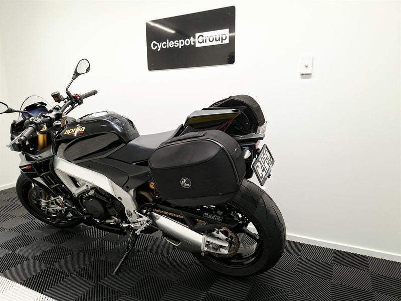 Load image into Gallery viewer, 2022 Aprilia Tuono V4 Factory