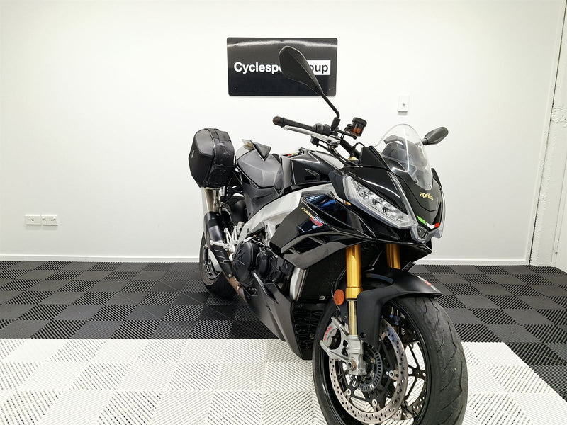 Load image into Gallery viewer, 2022 Aprilia Tuono V4 Factory