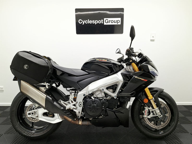 Load image into Gallery viewer, 2022 Aprilia Tuono V4 Factory