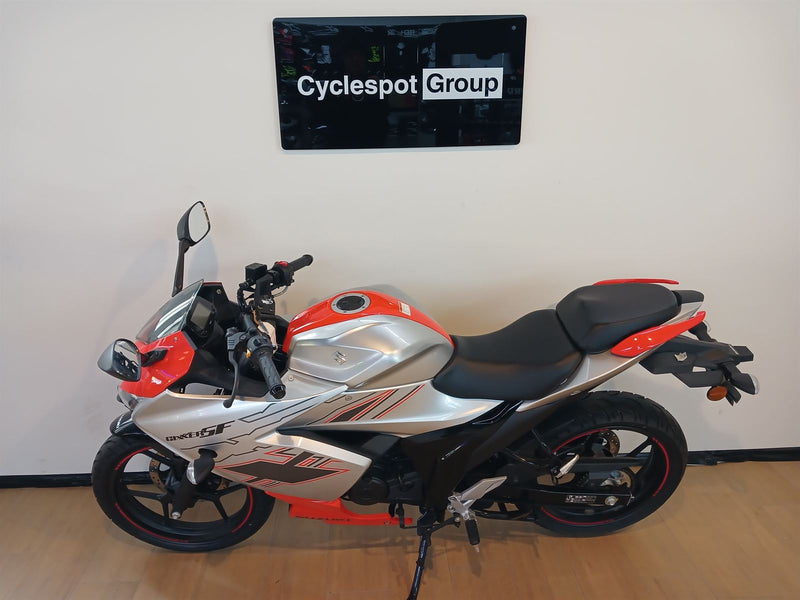 Load image into Gallery viewer, 2023 Suzuki GSX 150 LAMS