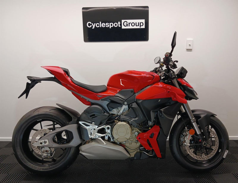 Load image into Gallery viewer, 2025 Ducati Street Fighter V4