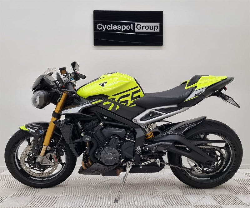 Load image into Gallery viewer, 2022 Triumph Street Triple Moto 2 - no.678/765