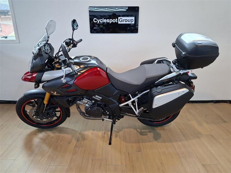 Load image into Gallery viewer, 2015 Suzuki V-Strom 1000