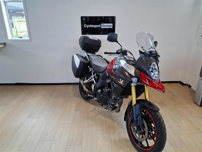 Load image into Gallery viewer, 2015 Suzuki V-Strom 1000
