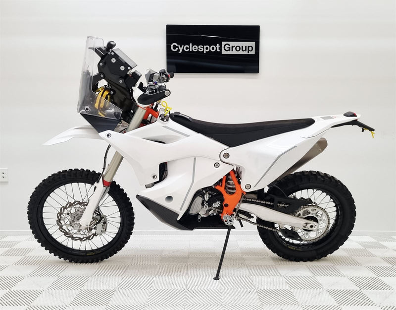 Load image into Gallery viewer, 2022 KTM Rally 450 REPLICA