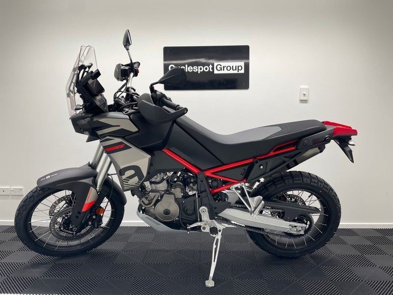 Load image into Gallery viewer, 2024 Aprilia Tuareg 660