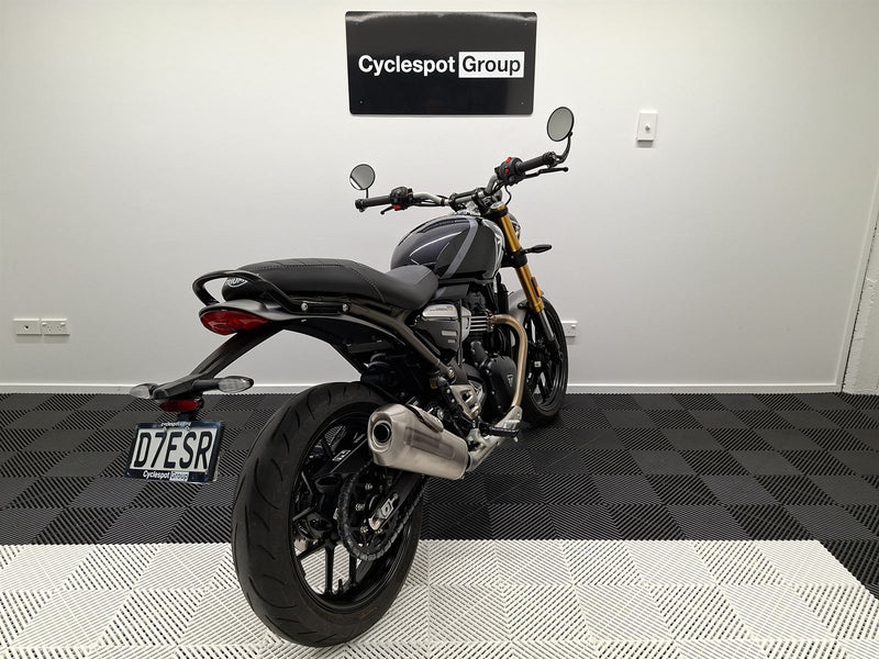 Load image into Gallery viewer, 2026 Triumph Speed 400