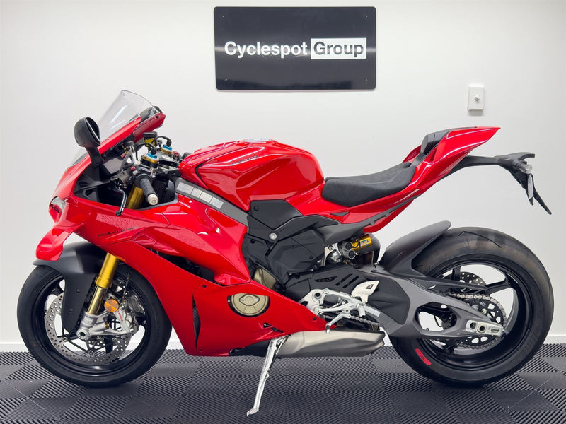 Load image into Gallery viewer, 2025 Ducati Panigale V4S