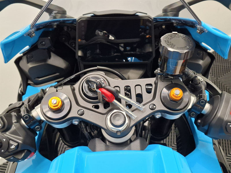 Load image into Gallery viewer, 2026 Yamaha R 7