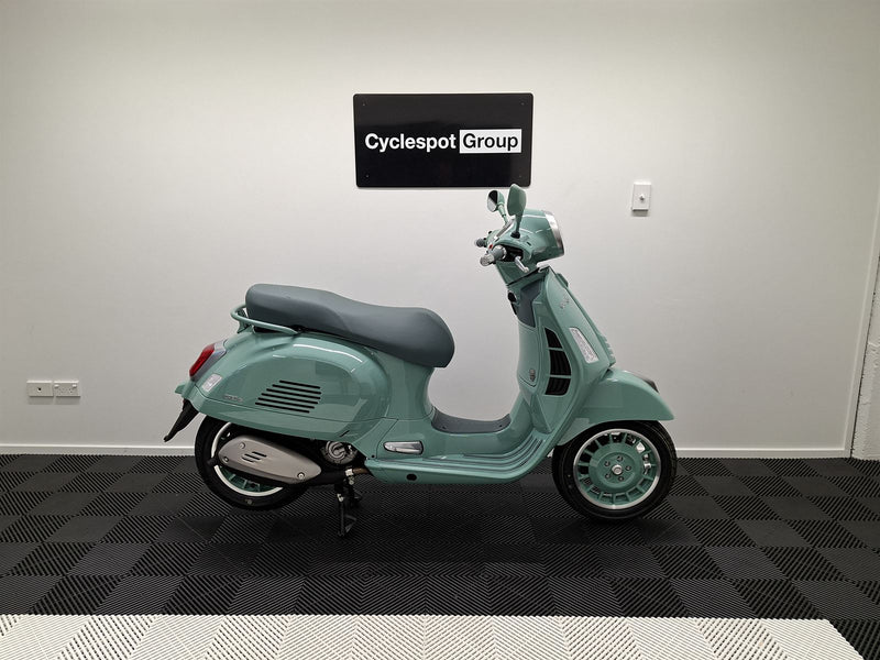 Load image into Gallery viewer, 2026 Vespa GTS 310