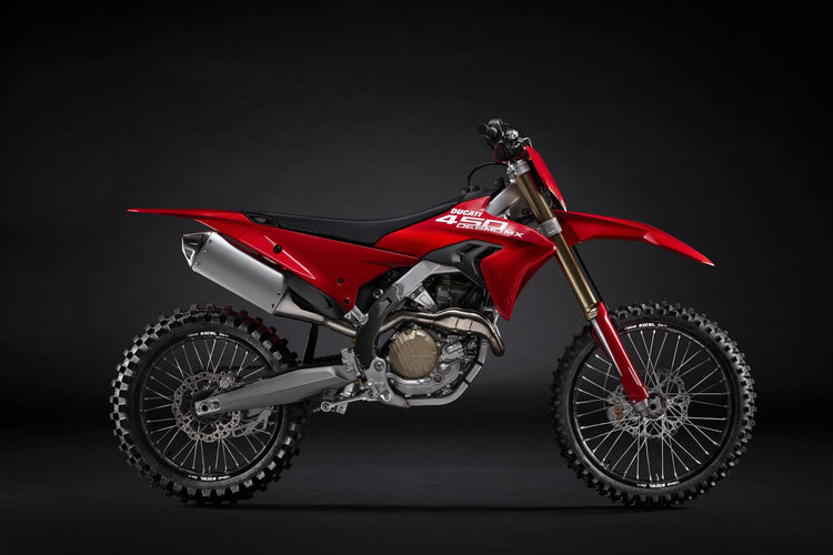 New Ducati Desmo 450MX!
