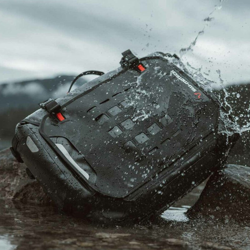 Load image into Gallery viewer, SYS BAG SW MOTECH WATERPROOF WITH ADAPTER PLATE 27L-40L RIGHT FOR PRO OR EVO SIDE CARRIER
