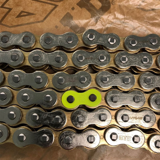 Load image into Gallery viewer, DID-VR46-Fluro Yellow-Rivet-Link
