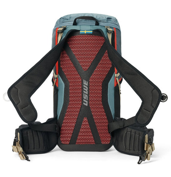 Load image into Gallery viewer, USWE Tracker 22L / 30L Daypack

