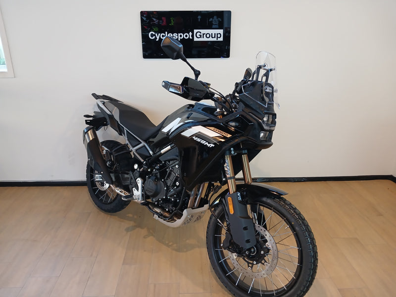 Load image into Gallery viewer, 2026 CFMOTO 450 MT
