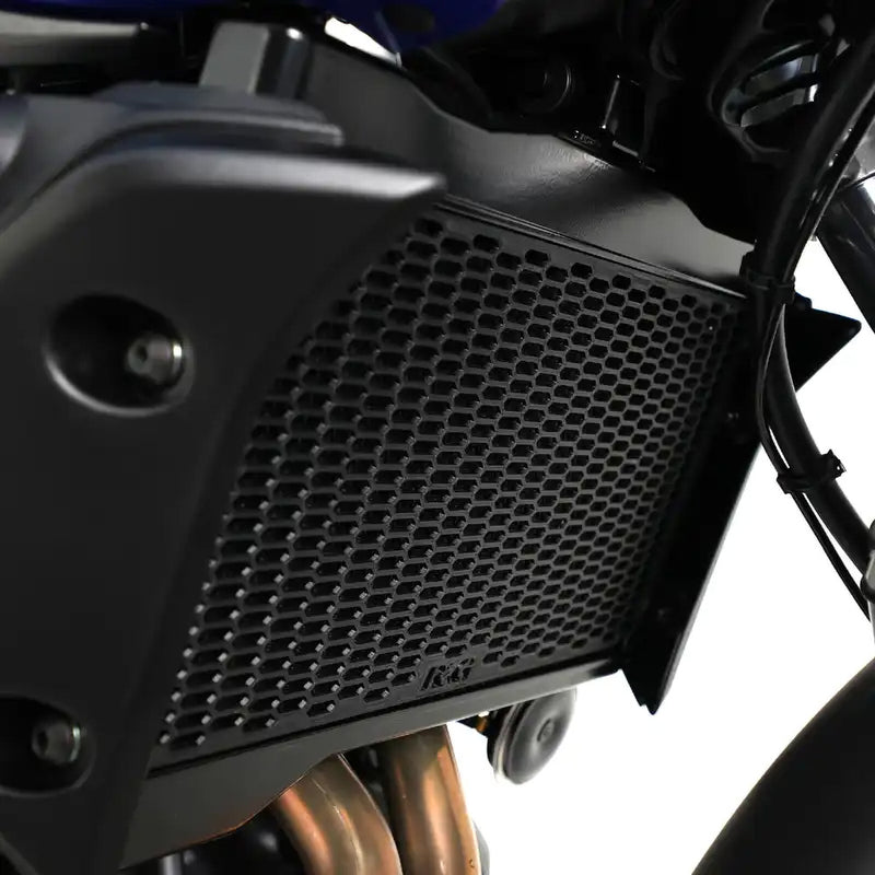Load image into Gallery viewer, PRO Radiator Guard For Yamaha MT-07 '14-, Tracer (7, 7GT) '21- XSR700 '16-, Tracer 700 '16-'20
