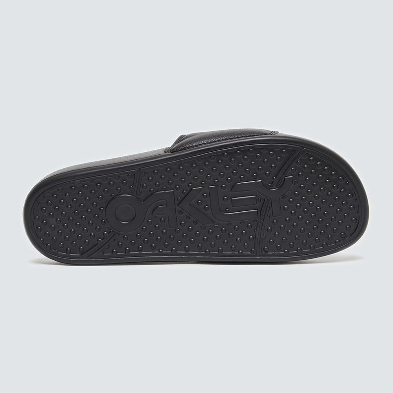Load image into Gallery viewer, Oakley B1B Slide 2.0 Blackout
