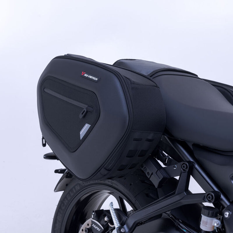Load image into Gallery viewer, SW MOTECH SADDLE BAGS PRO BLAZE HIGH WITH ADAPTER TRIUMPH TRIDENT 660 21-24
