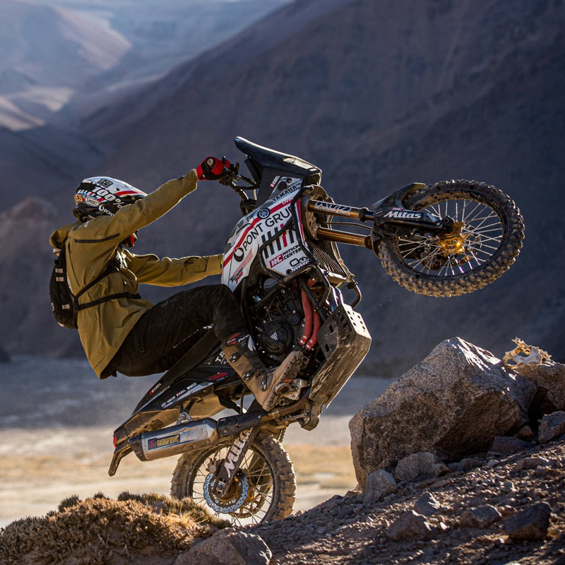 Load image into Gallery viewer, KRIEGA Hydro 3 Backpack - lifestyle pic
