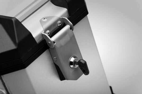Load image into Gallery viewer, SW MOTECH TRAX ADVENTURE SIDE CASE LEFT ALUMINUM 45L SILVER
