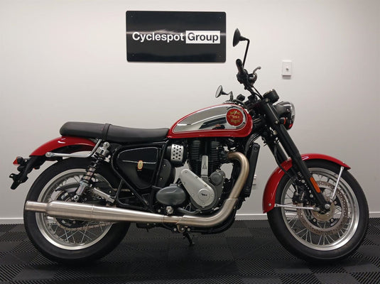 2025 BSA Gold Star Insignia Red - EX Demo