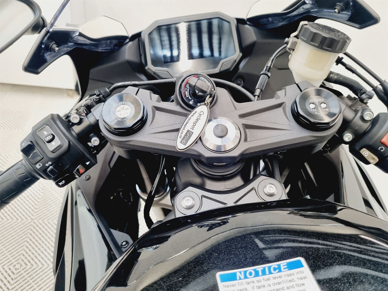Load image into Gallery viewer, 2026 Kawasaki Ninja ZX-6R - Grey
