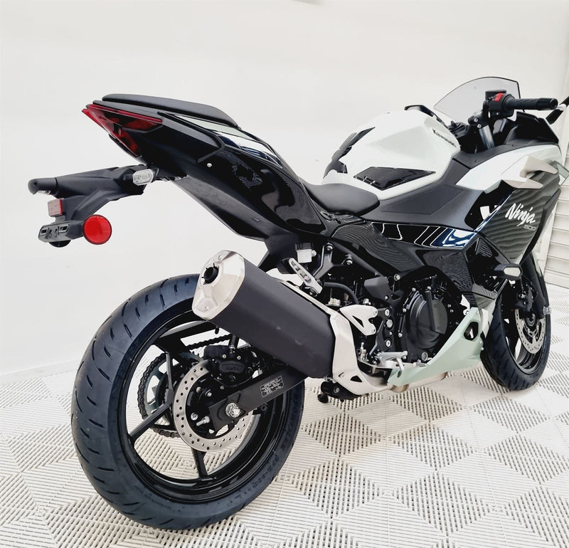 Load image into Gallery viewer, 2026 Kawasaki EX 500 Ninja SE (LAMS) - White
