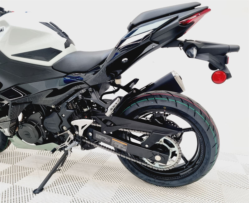 Load image into Gallery viewer, 2026 Kawasaki EX 500 Ninja SE (LAMS) - White
