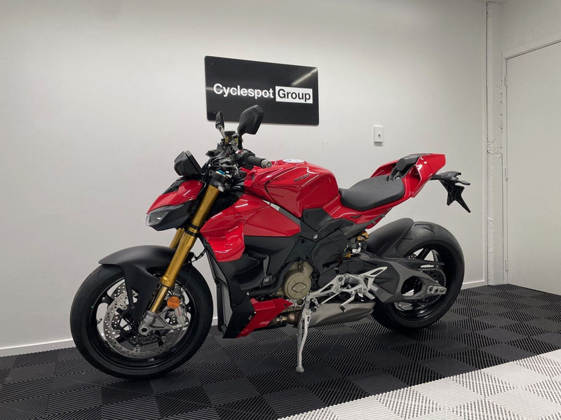 Load image into Gallery viewer, 2026 Ducati Street Fighter V4S
